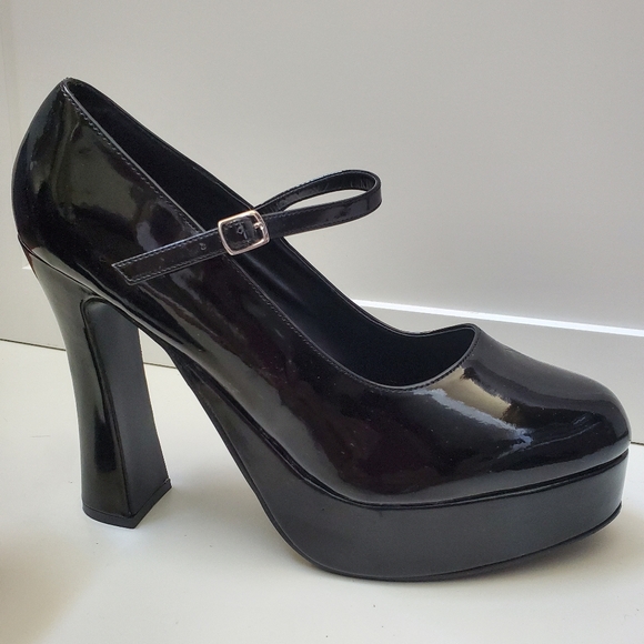 Pleaser Shoes - NEW Black Patent Leather Mary Jane Heels